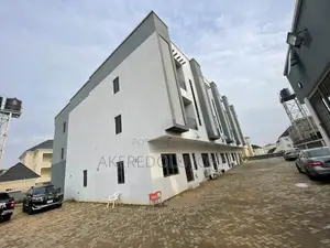 4bdrm Townhouse / Terrace in Wuye for rent