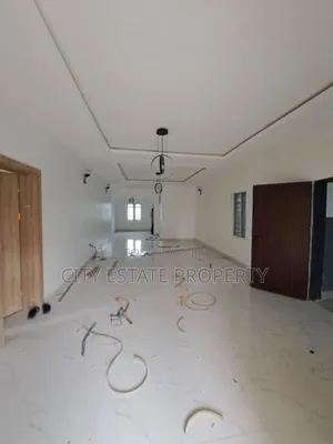 3bdrm Block of Flats in Life Camp for rent