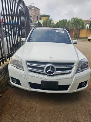 Mercedes-Benz GLK-Class 350 2011 White