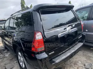 Toyota 4-Runner Limited 4x4 V6 2009 Black