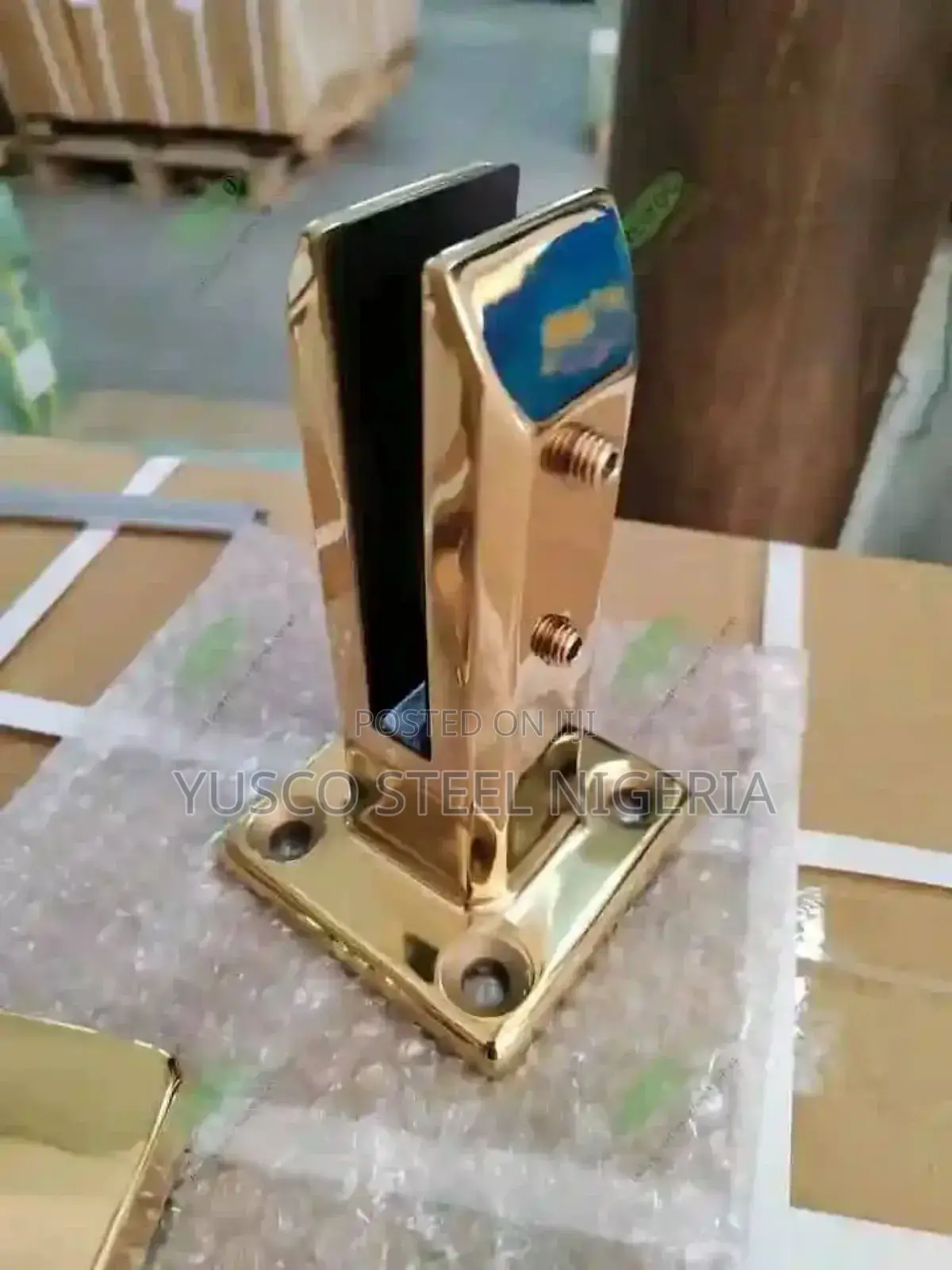 Glass Stude Accessories and Spigot