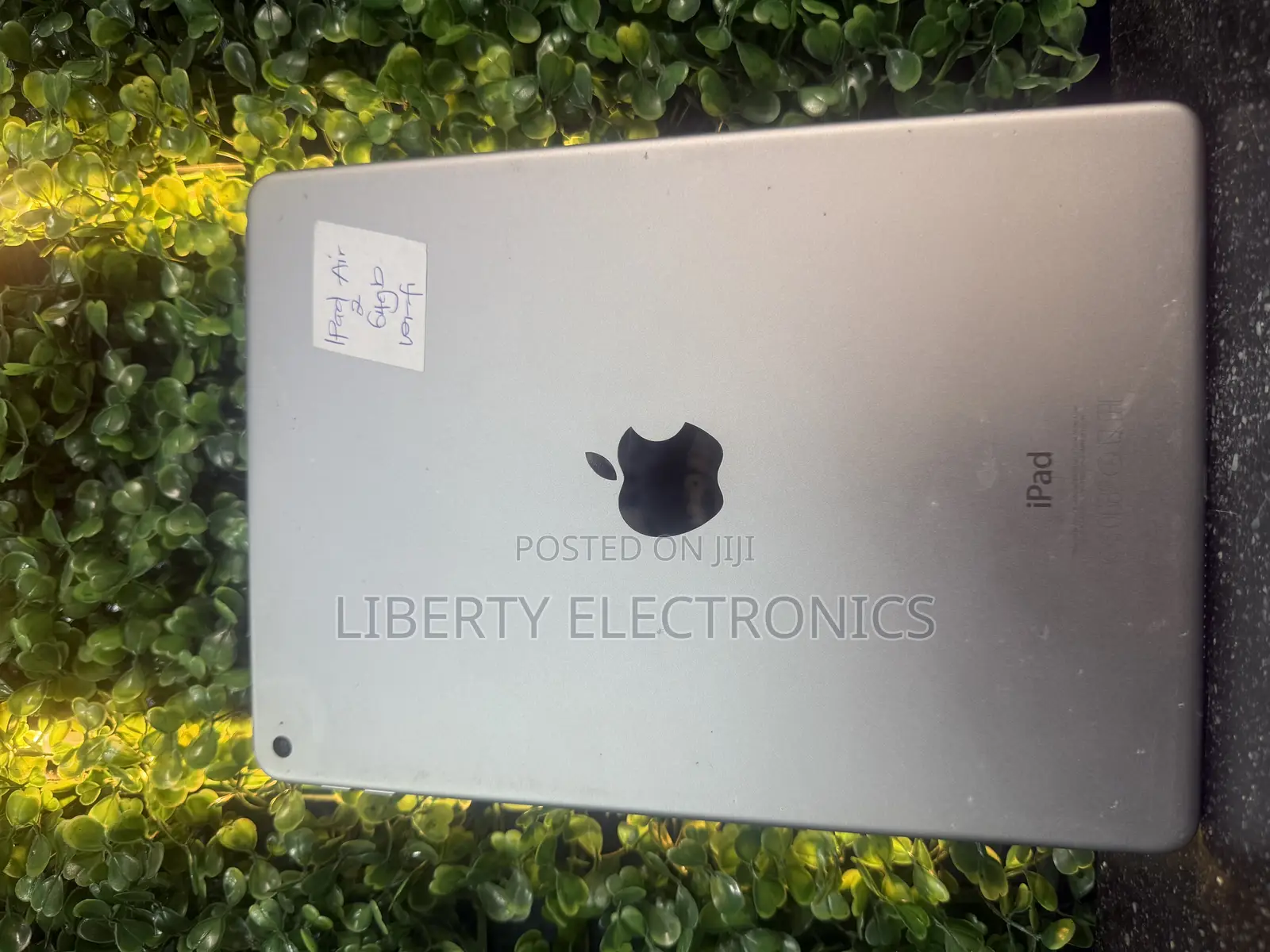 Apple iPad Air 64 GB Gray