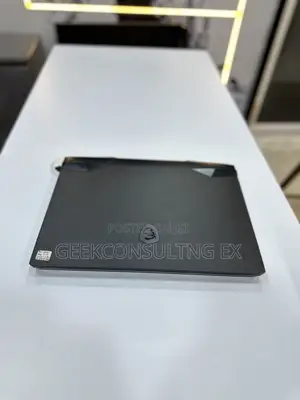 Laptop MSI Vector GP66HX 12UGS 32GB Intel Core I7 SSD 1T