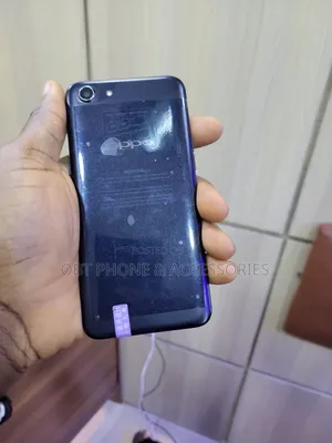Oppo A83 128 GB
