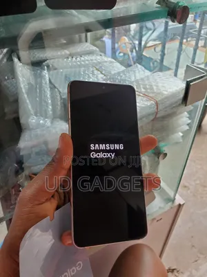 New Samsung Galaxy S21 5G 256 GB Purple