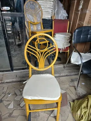 Invent Hall Gold Gold Chair