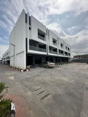 Furnished 4bdrm Duplex in Lekki Phase 1 for sale
