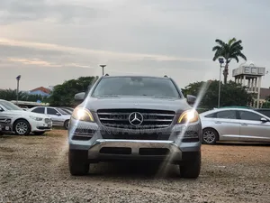 Mercedes-Benz M Class ML350 4dr SUV (3.5L 6cyl 7A) 2014 Gray