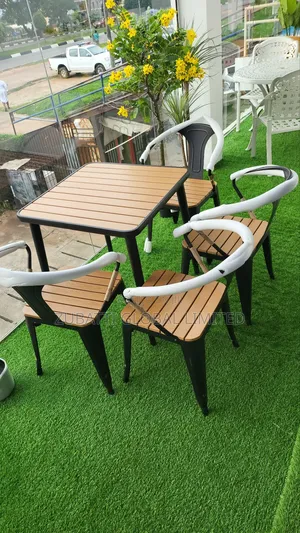 Foreign Outdooor Garden Chairs and Table