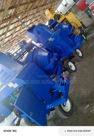 Heavy Duty Concrete Mixer Machine With Hoist