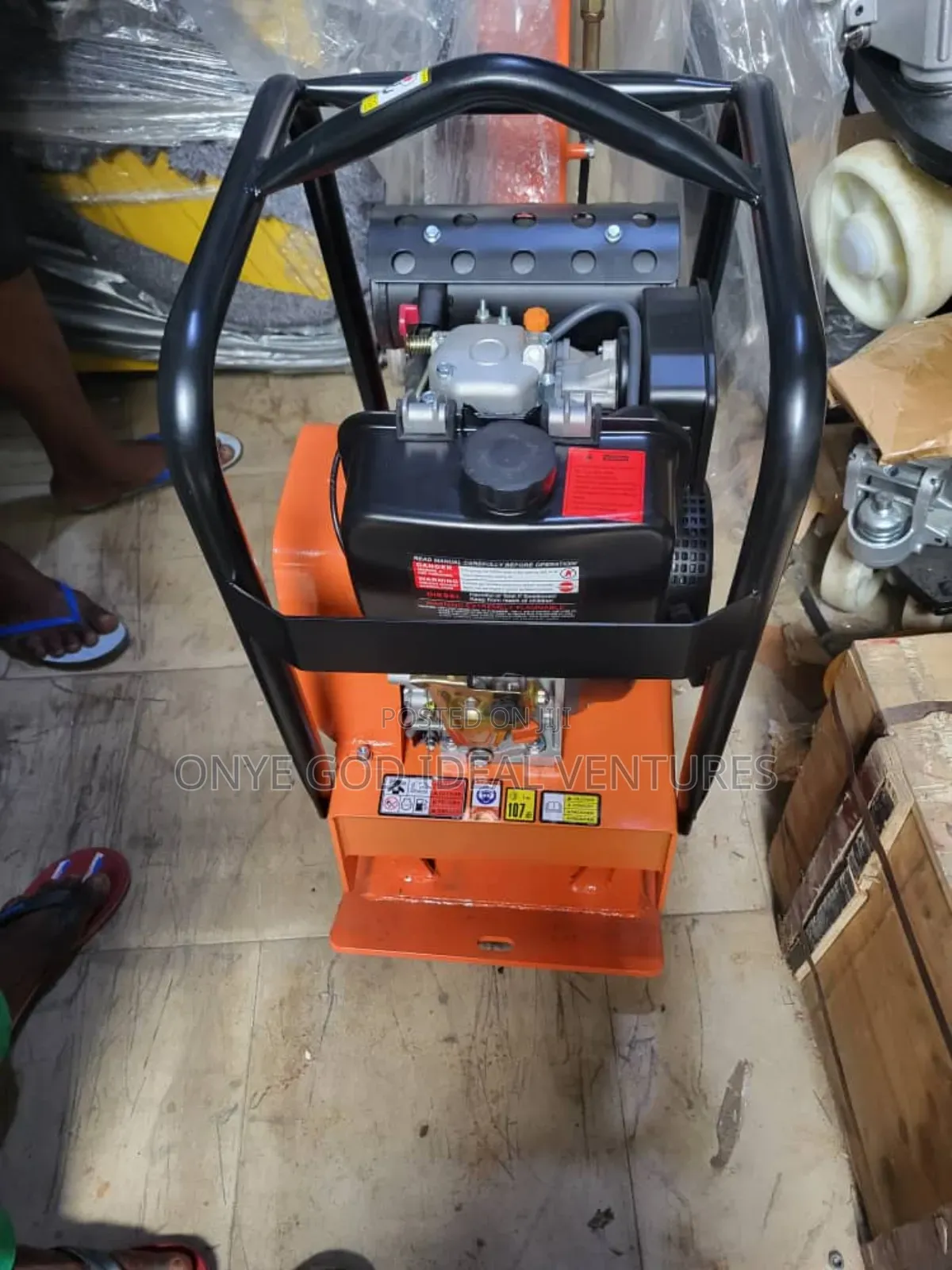 Reversible Plate Compactor Machine
