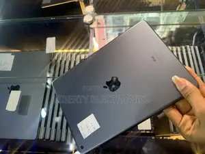 Apple iPad Air 32 GB Black