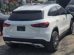 Mercedes-Benz GLA 250 2021 White