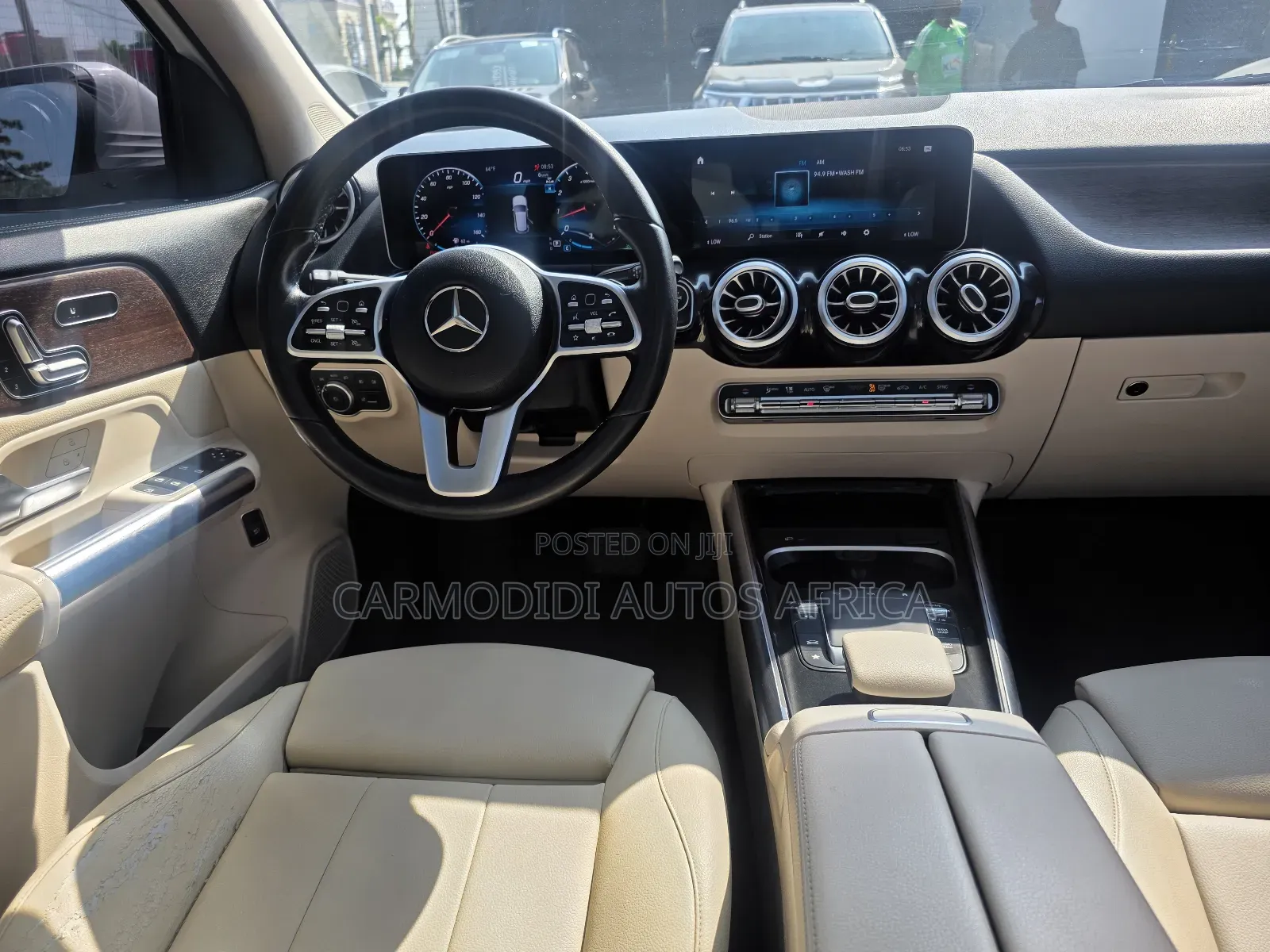 Mercedes-Benz GLA 250 2021 White