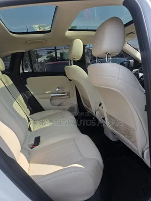 Mercedes-Benz GLA 250 2021 White