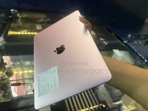 Laptop Apple MacBook 2017 8GB Intel Core I5 SSD 512GB