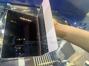 Laptop Apple MacBook 2017 8GB Intel Core I5 SSD 512GB