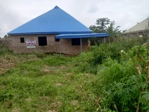 3bdrm Bungalow in Bamidele Estate, Akure for sale