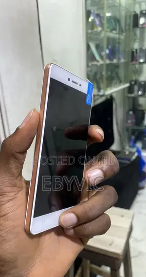 Gionee F100 16 GB White