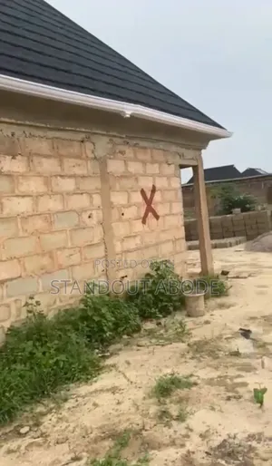 10bdrm Block of Flats in Lasustech Ikorodu for sale