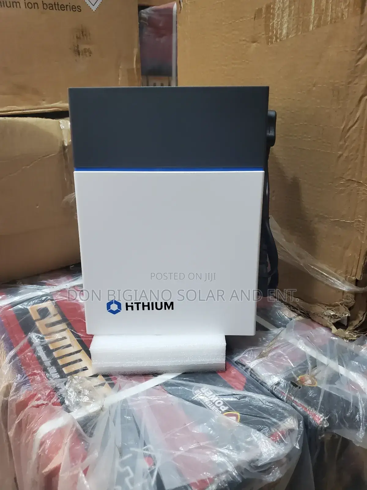 Hthium Solar Generator