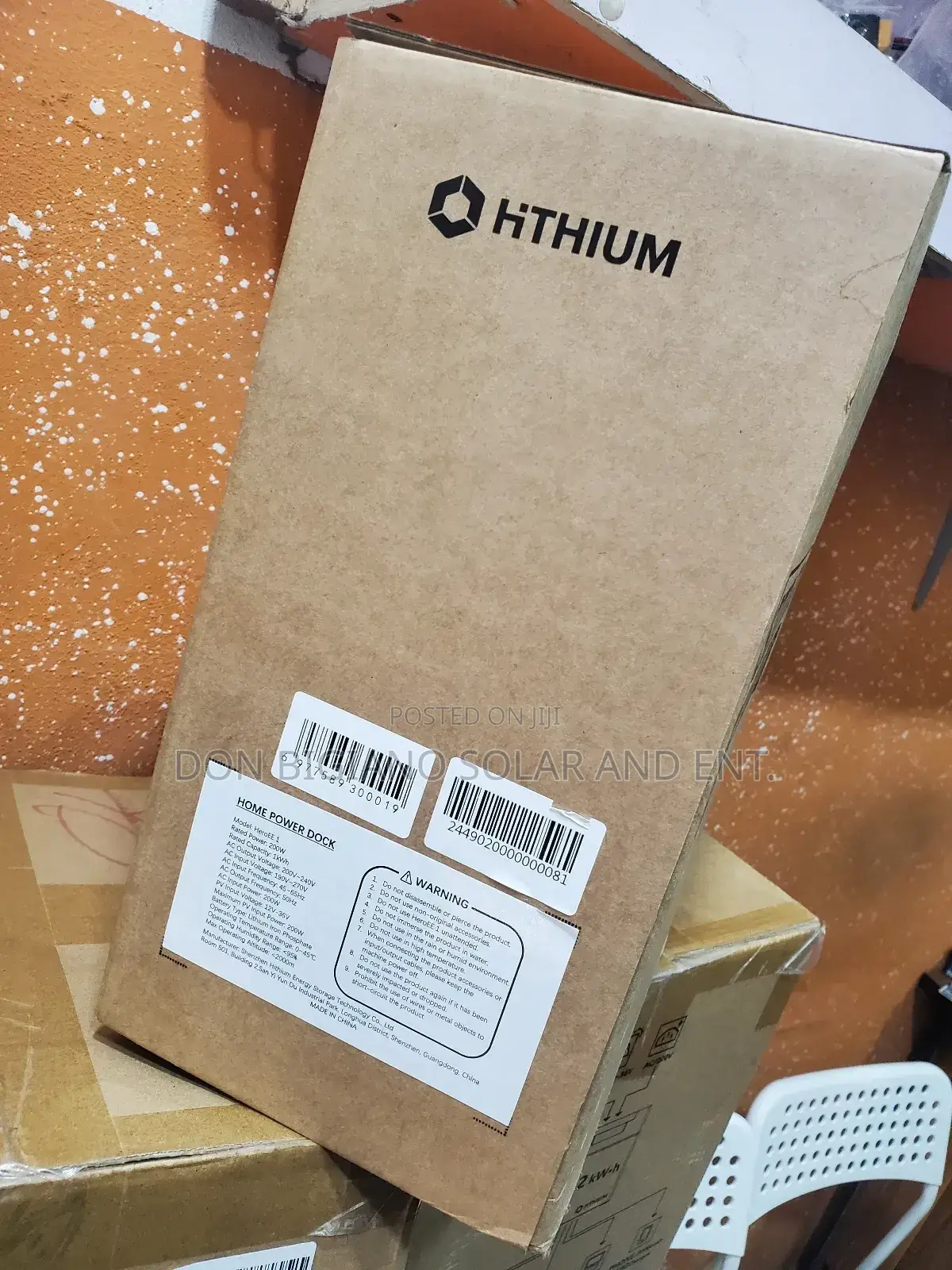 Hthium Solar Generator