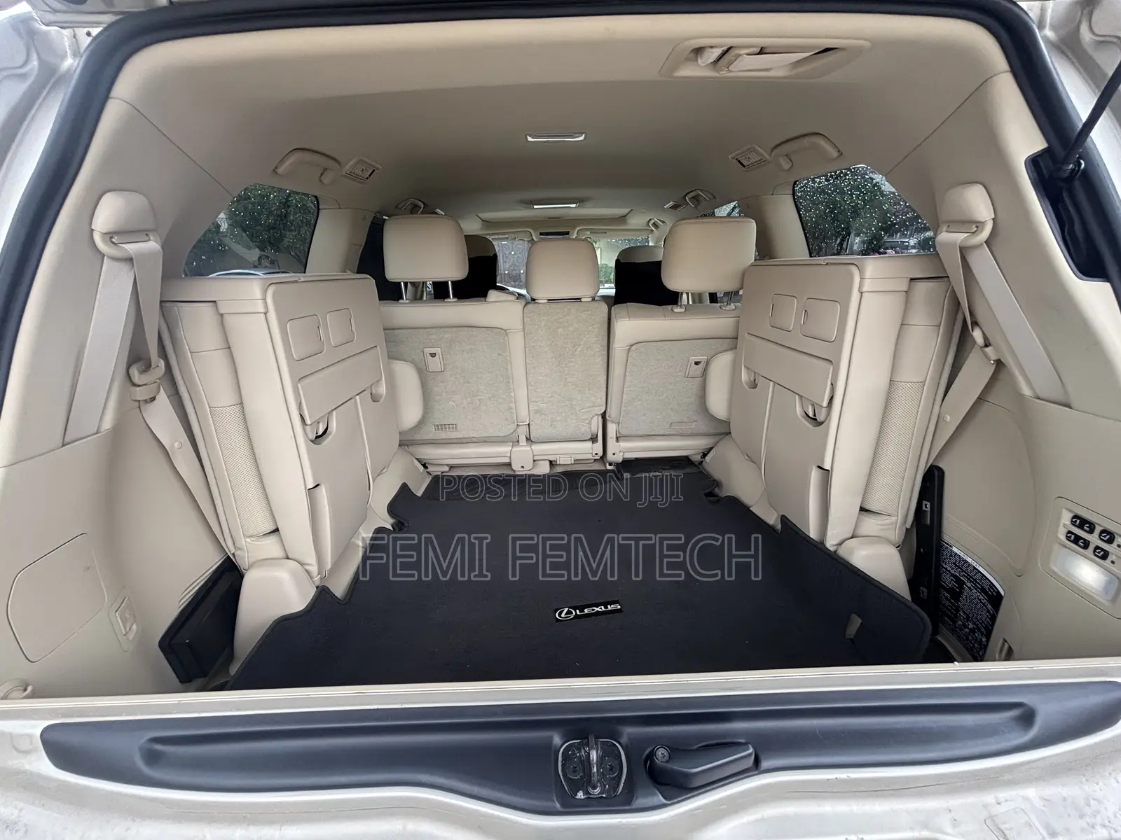 Lexus LX 2016 Gold