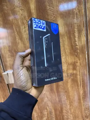New Samsung Galaxy S25 Ultra 256 GB