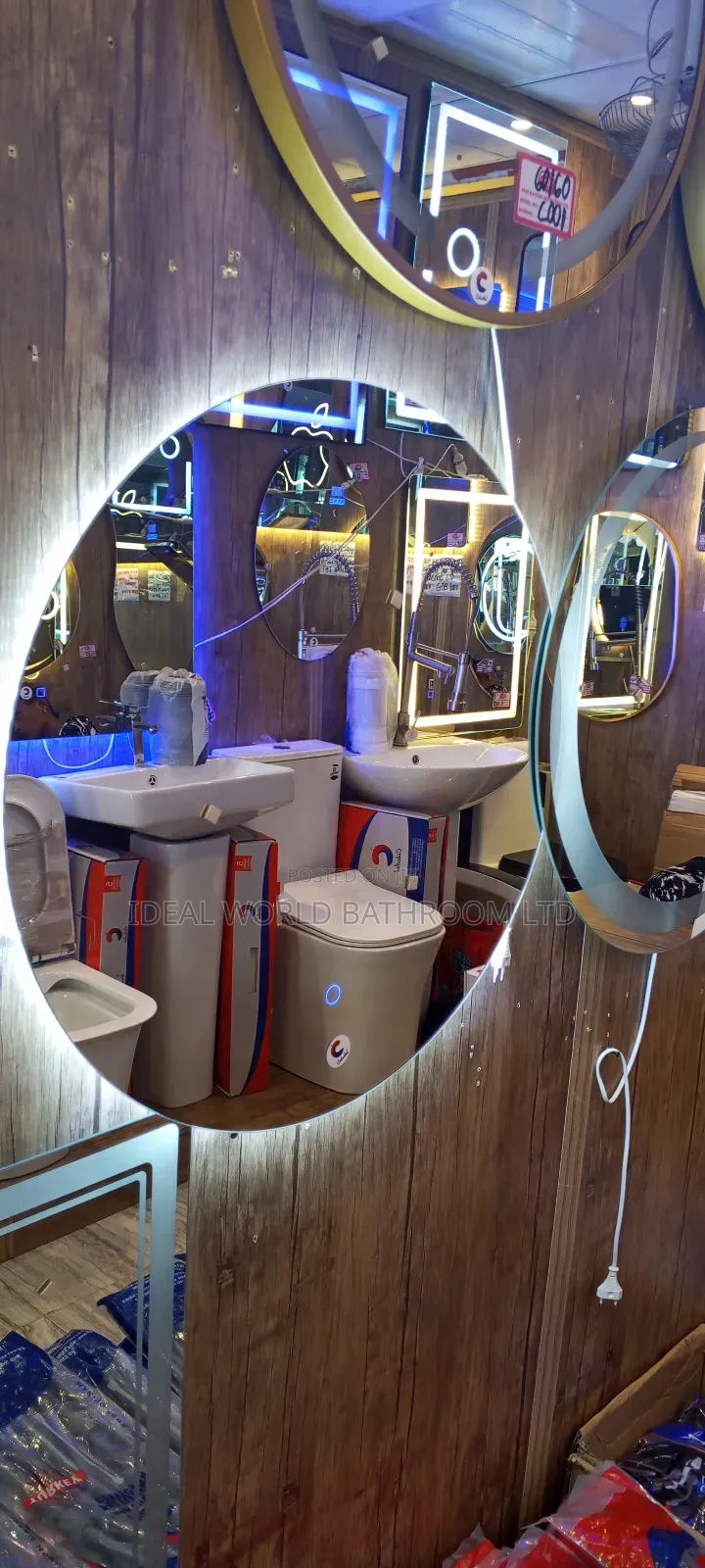 Single Light Mirror