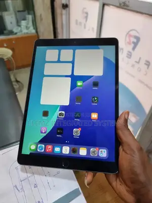 Apple iPad Air 3 64 GB Gray