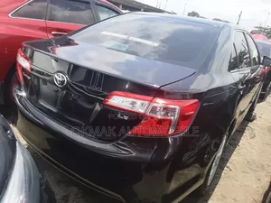 Toyota Camry LE 4dr Sedan (2.5L 4cyl 6A) 2013 Black