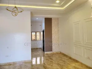 3bdrm Block of Flats in Nnpc Estate, Life Camp for rent