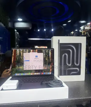 Laptop Apple MacBook Pro 2020 M1 16GB Apple M1 Pro SSD 500GB