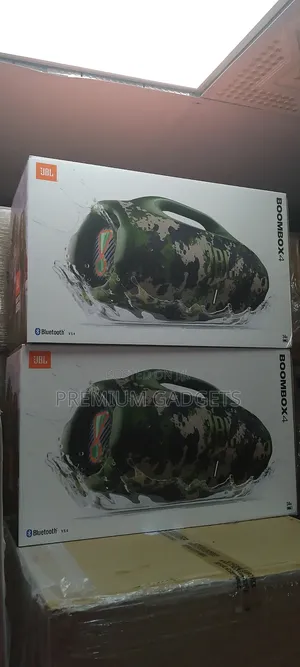 Boombox 4 JBL