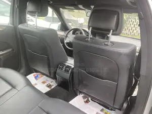 Mercedes-Benz E350 Base 4Matic Sedan AWD (3.5L 6cyl 7A) 2011 Silver