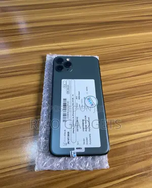Apple iPhone 11 Pro Max 64 GB Green