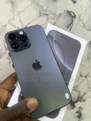 New Apple iPhone 16 Pro Max 1 TB Gray
