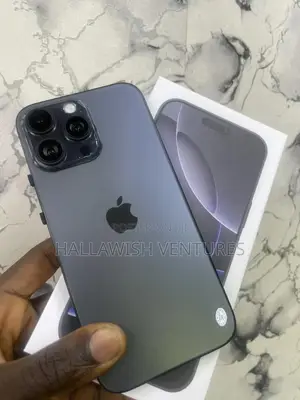 New Apple iPhone 16 Pro Max 1 TB Gray