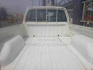 New Isuzu D-MAX 2022 White
