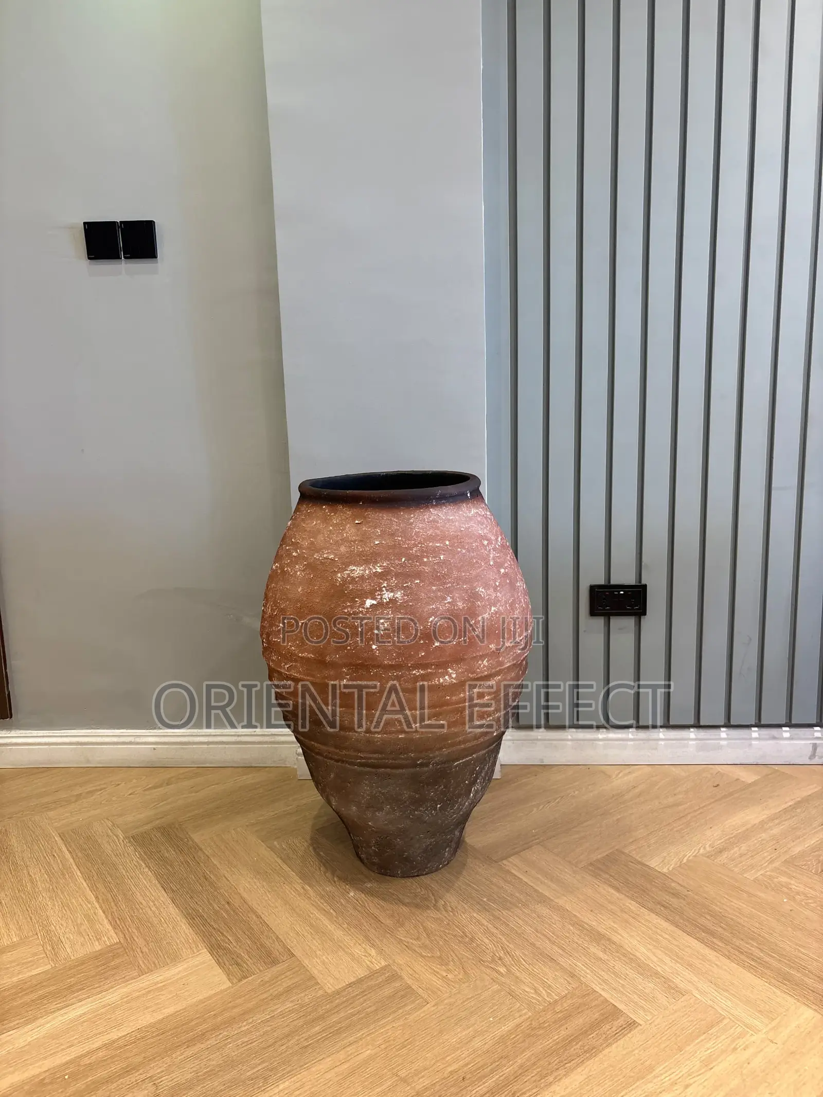 Big Sunset Venice Antique Planter