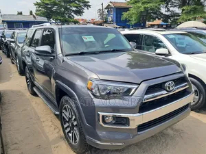 Toyota 4-Runner 2015 Gray