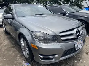 Mercedes-Benz C300 2013 Gray