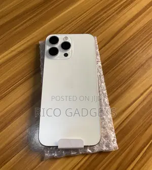 Apple iPhone 15 Pro Max 256 GB Silver