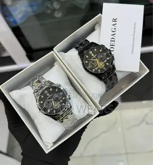 Poedagar Watch