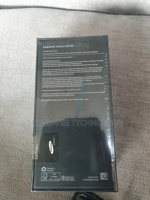 New Samsung Galaxy S20 128 GB Gray