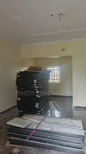 2bdrm Block of Flats in Port-Harcourt for rent