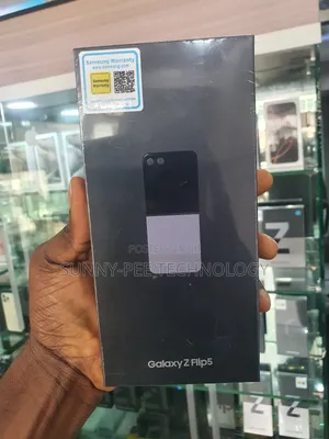 New Samsung Galaxy Z Flip 5 256 GB Purple