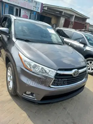Toyota Highlander 2015 Gray