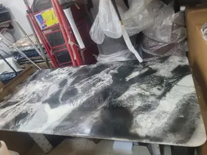 High-Quality Luxury Marble Table