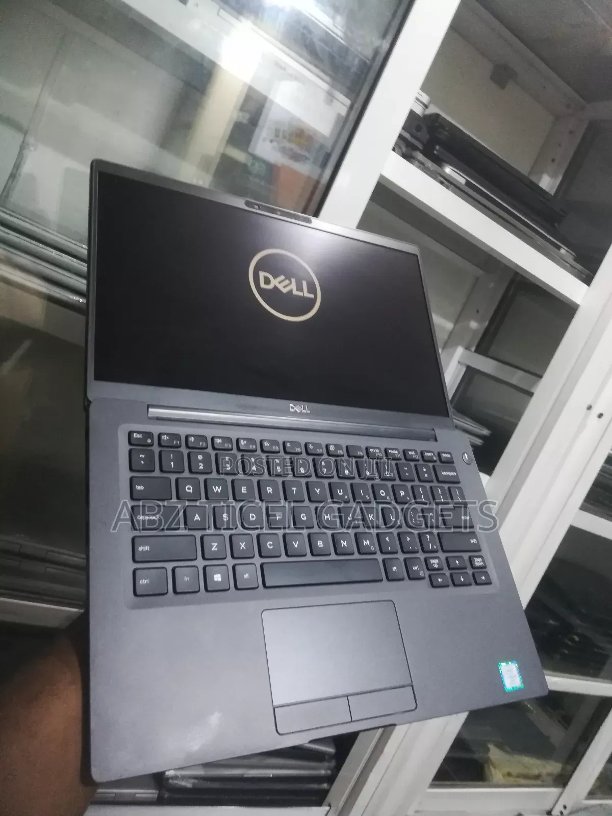 Laptop Dell Latitude 7400 8GB Intel Core I5 SSD 256GB